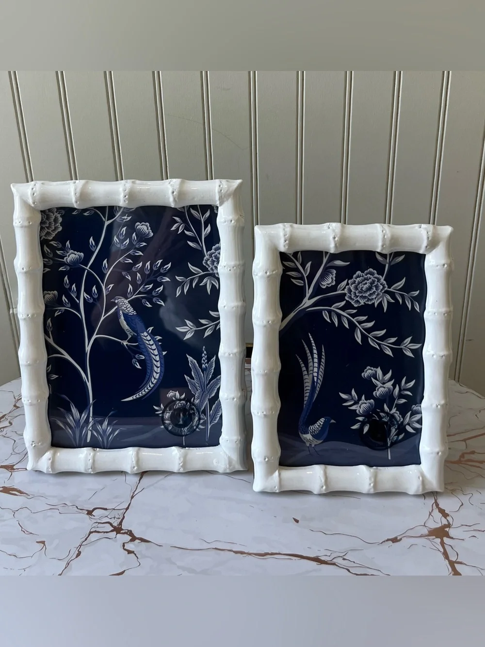 TWO’S COMPANY FAUX BAMBOO PHOTO FRAMES |  WHITE | SET: 4”x6” &  5”x7” | NEW